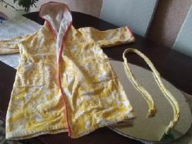 Parduodu vaikiska frotini chalata. Kaina: 5eur