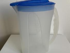 Plastikinis grafinas
