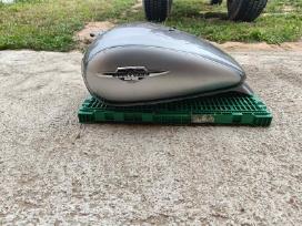 Suzuki boulevard 800cc kuro bakas