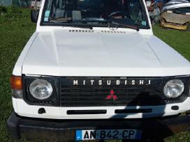 Mitsubishi Pajero dalimis