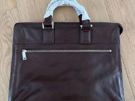 Stilingas ir funkcionalus portfelis Ferragamo slim