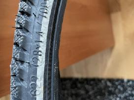 Gravel spygliuotos padangos