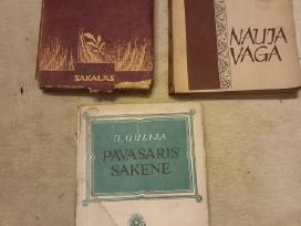 Trys antikvarinės knygos