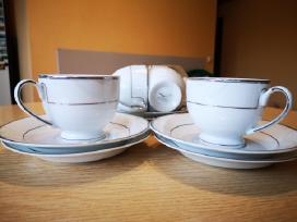 Porceleniniai puodeliai su lėkštutėm