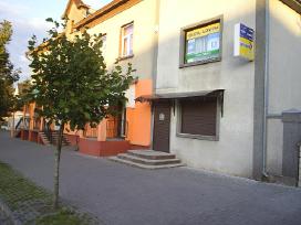 Komercinis pastatas Kelmės m. su žemės skypu