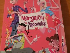 Knyga Mergaičių vadovėlis