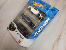 Hot Wheels 3 modeliukų rinkinys