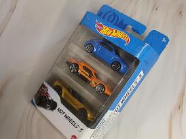 Hot Wheels 3 modeliukų rinkinys