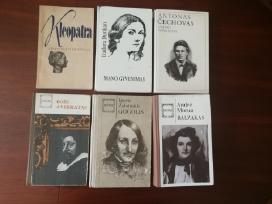 Daug metų turinčios knygos