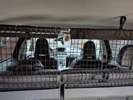 Tinklas nuo gyvūnų - storke automobiliui volvo
