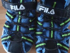 Fila basutes 21d