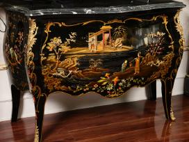 Antikvarinė "Chinoiserie" stiliaus komoda