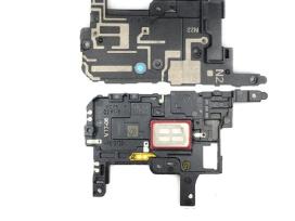 Samsung Note 20 Ultra ausies garsiakalbis