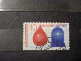 1974 m. Kraujo donoro byla
