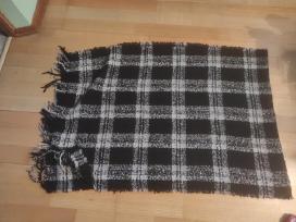 Moteriškas šalis