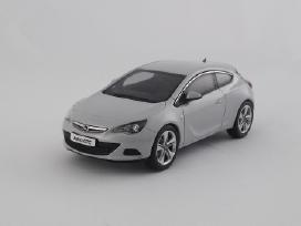 1/43 modeliukai Opel Astra J Gtc 2011-2015