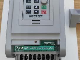 Naujas dažnio keitiklis 2,2kw (In 1p - Out 3p)