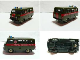 Uaz ir Zil modeliukai