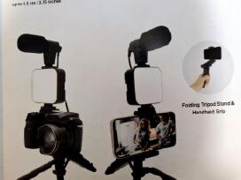 Vlogger komplektas su stovu