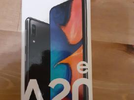 Samsung A20e