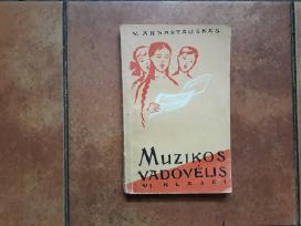 Muzikos vadovėlis 6 klasei 1973 metai