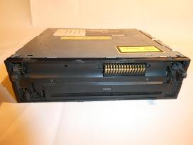 CD grotuvas JVC (CD receiver)