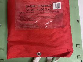 Gaisro gesinimo stiklo audėklas