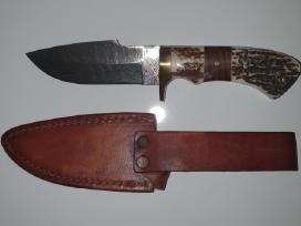 Damasko plieno peilis