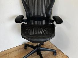 Herman Miller Aeron Full Option