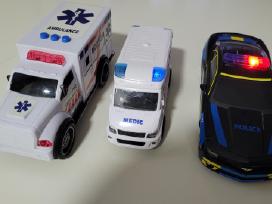 Greitosios bei policijos žaisliniai automobiliai