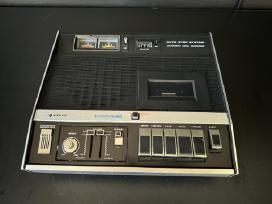 Sanyo magnetofonas veikiantis