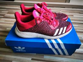 Adidas kedukai