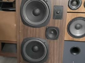 Peerless hi-fi system 1120 retos kolonėlės