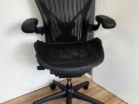 Herman Miller Aeron Graphite Posture Fit
