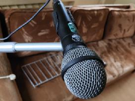 Akg D50s Mikrofonas su stovu ir ranka