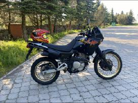 Honda nx dominator dalimis