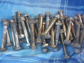 Parduodu 4.8 dyžio varžtai