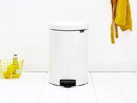 Balta šiukšliadėžė Brabantia Newicon, 20 litrų