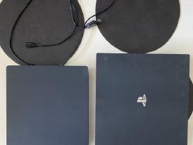 Playstation 4 Pro / Slim