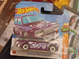 Hot Wheels Datsun modeliukas