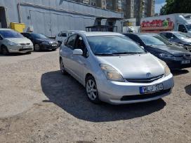 Prius hybridas, dujos 110€ sav.