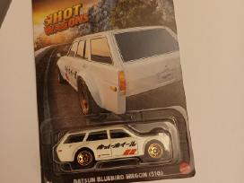 Hot Wheels Datsun modeliukas