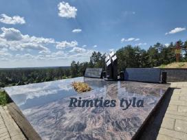 Paminklų gamyba,granito plokštės,antkapiai.