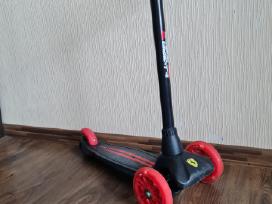 Vaikiškas paspirtukas