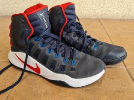 Nike Hyperdunk kedai