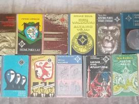 Pasaulio fantastikos knygų serija "Zenitas"