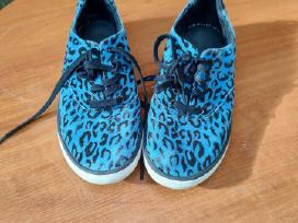 Stilingi adidas laisvalaikio kedai