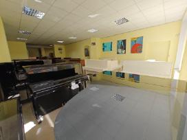 Pianinų ir fortepijonų salonas - Magnifico