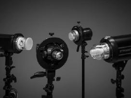 Ieškau pirkti Godox/flashpoint/nanlite/amaran