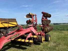 Vaderstad Carrier, skutikai, purentuvai